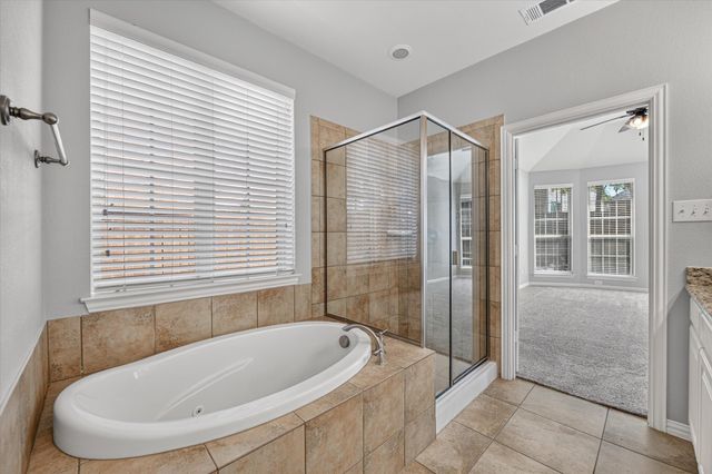 8417 Bayberry Avenue, Lantana, TX 76226