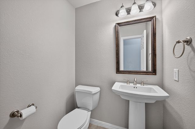 8417 Bayberry Avenue, Lantana, TX 76226