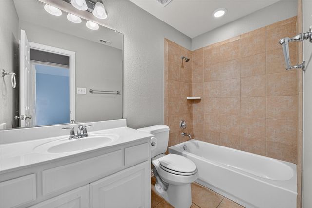 8417 Bayberry Avenue, Lantana, TX 76226