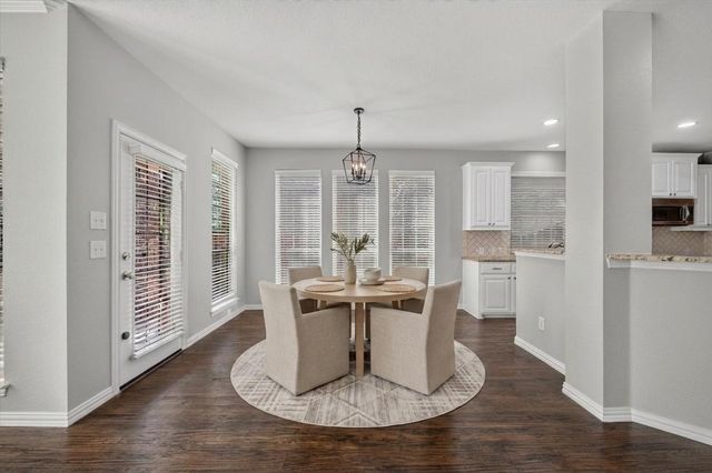 8417 Bayberry Avenue, Lantana, TX 76226