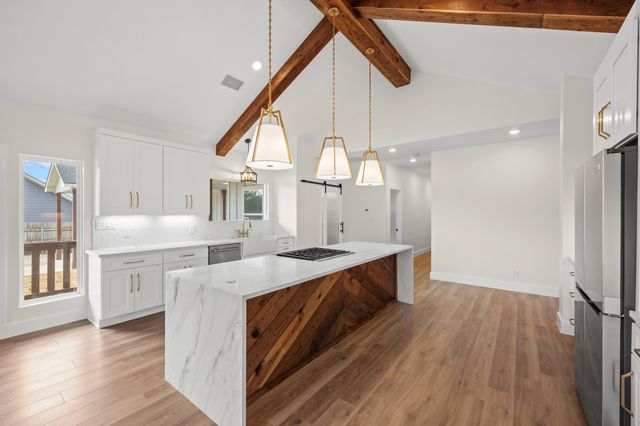 2102 S Church ST, Georgetown, TX 78626