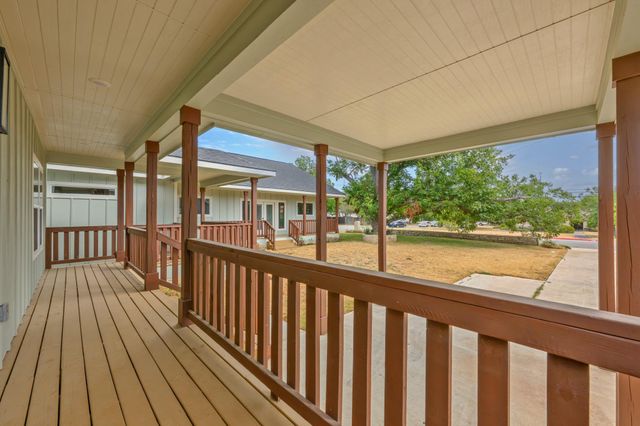 2102 S Church ST, Georgetown, TX 78626