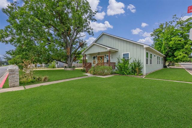 2102 S Church ST, Georgetown, TX 78626
