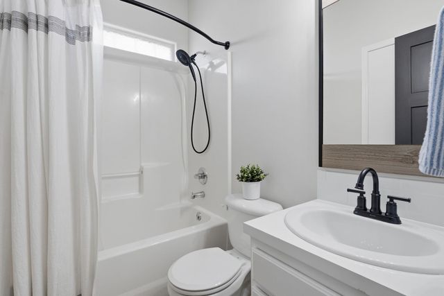4222 N Dellrose, Wichita, KS 67220