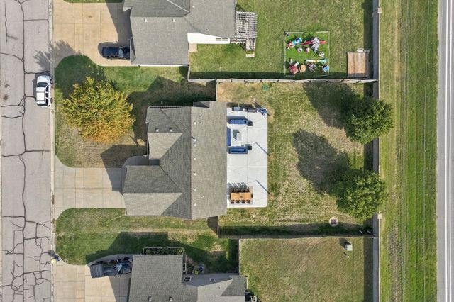 4222 N Dellrose, Wichita, KS 67220