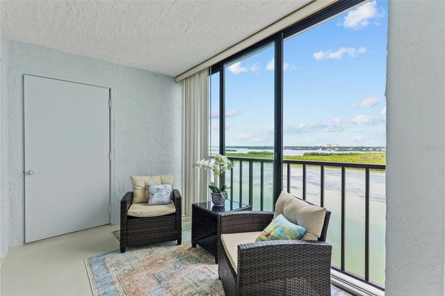 9397 MIDNIGHT PASS ROAD 903, Sarasota, FL 34242