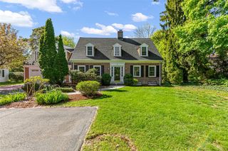 340 Newman Avenue, East Providence, RI 02916