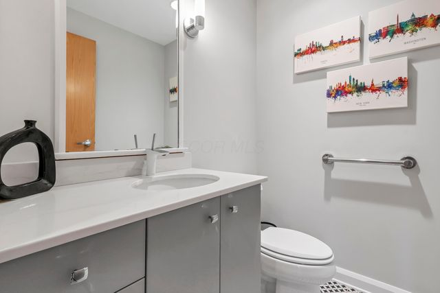 845 N High Street, 408, Columbus, OH 43215