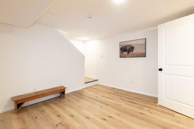 1524 E 28TH Terrace, Lawrence, KS 66046