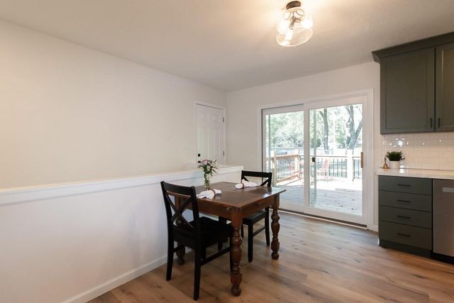 1524 E 28TH Terrace, Lawrence, KS 66046