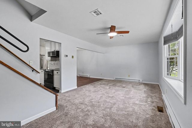 1142 PETERSBURG RD, Boiling Springs, PA 17007