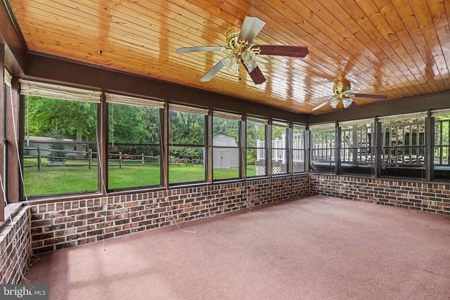1142 PETERSBURG RD, Boiling Springs, PA 17007