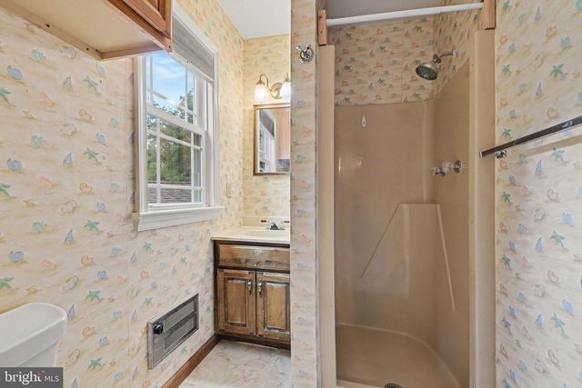 1142 PETERSBURG RD, Boiling Springs, PA 17007