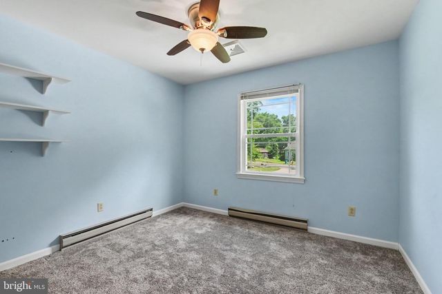1142 PETERSBURG RD, Boiling Springs, PA 17007