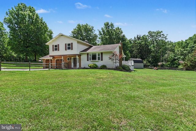 1142 PETERSBURG RD, Boiling Springs, PA 17007