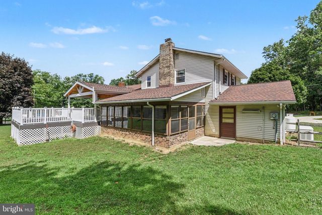 1142 PETERSBURG RD, Boiling Springs, PA 17007