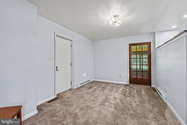 1142 PETERSBURG RD, Boiling Springs, PA 17007