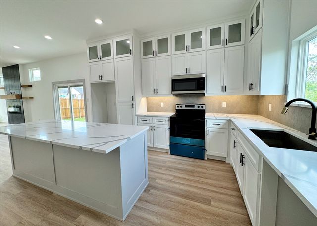 1401 Clark Street, Greenville, TX 75401