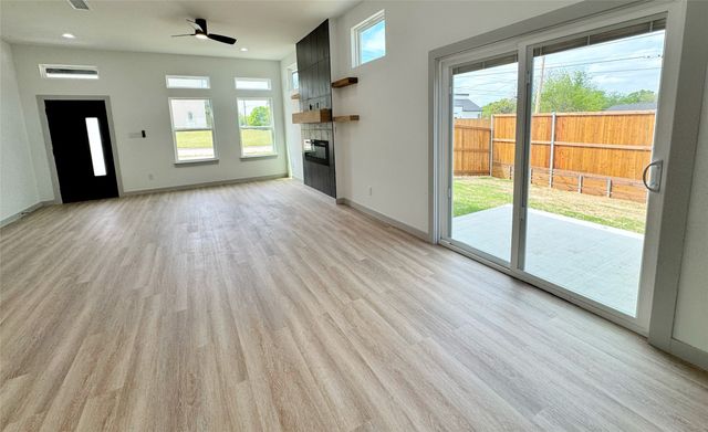 1401 Clark Street, Greenville, TX 75401