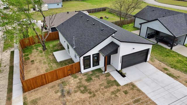 1401 Clark Street, Greenville, TX 75401