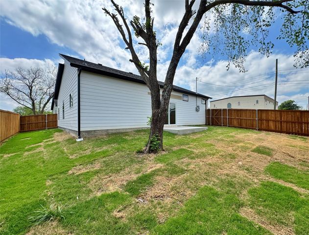 1401 Clark Street, Greenville, TX 75401