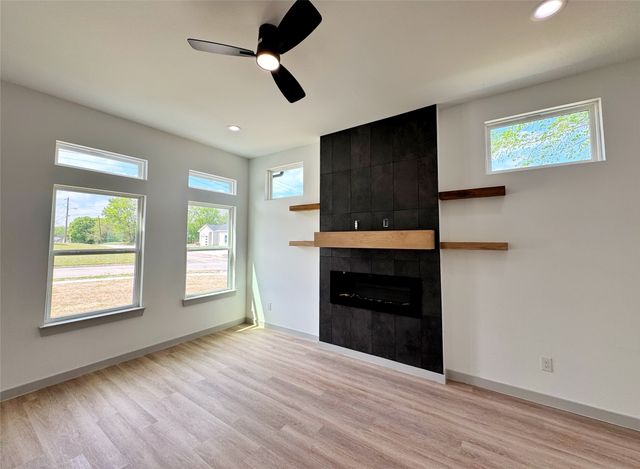 1401 Clark Street, Greenville, TX 75401