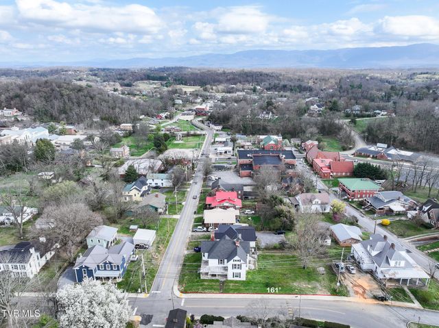 301 South Irish Street, Greeneville, TN 37743