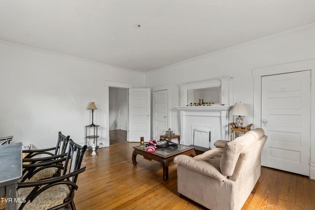 301 South Irish Street, Greeneville, TN 37743