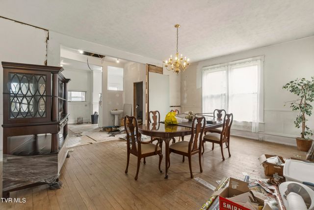 301 South Irish Street, Greeneville, TN 37743