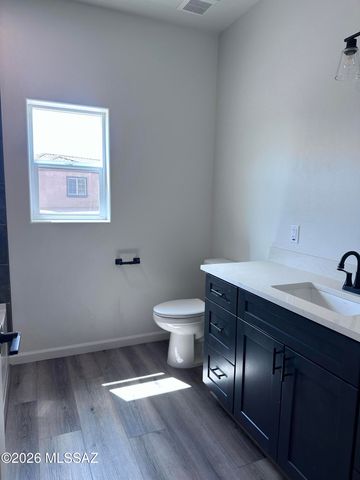 1297 E Old Homestead Road, Benson, AZ 85602