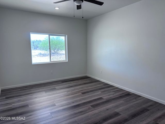 1297 E Old Homestead Road, Benson, AZ 85602
