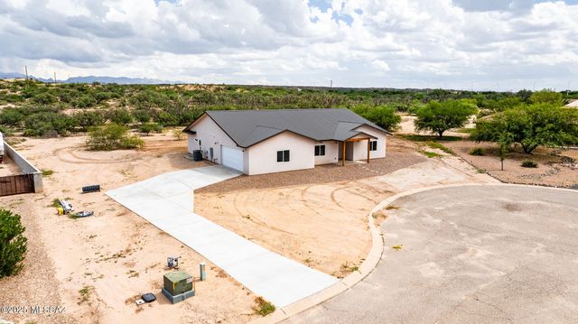 1297 E Old Homestead Road, Benson, AZ 85602