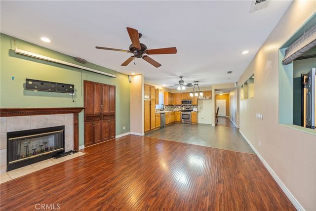 2714 S Erin, San Bernardino, CA 92408