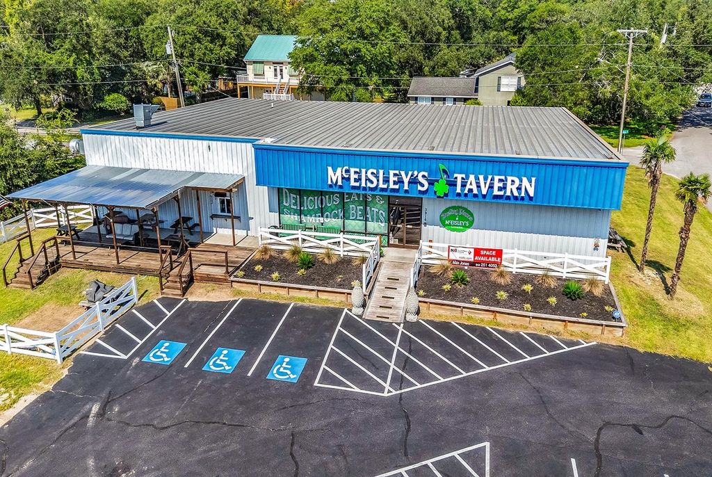 3916 Highway 17 Business, Murrells Inlet, SC 29576 — exterior