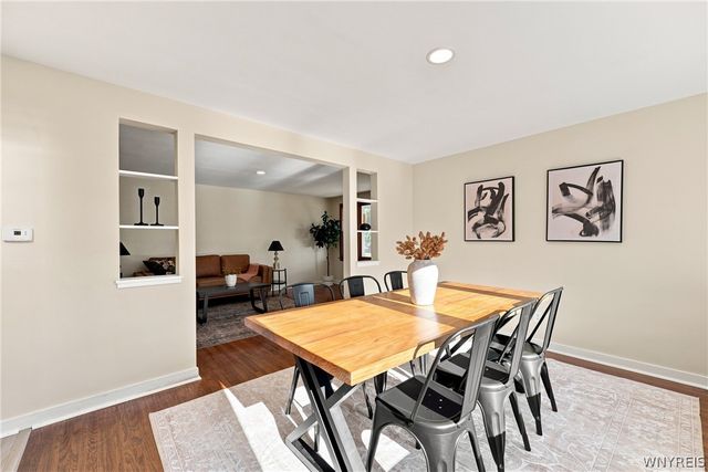 73 Susan Lane, Buffalo, NY 14220