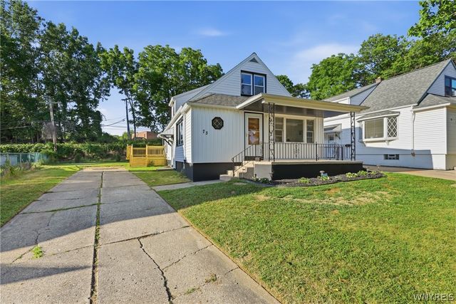 73 Susan Lane, Buffalo, NY 14220