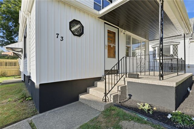 73 Susan Lane, Buffalo, NY 14220