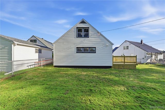 73 Susan Lane, Buffalo, NY 14220