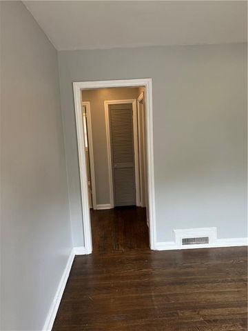 1201 SW westview drive, Atlanta, GA 30310