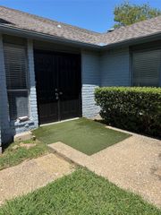 2205 Heritage Circle, Carrollton, TX 75006