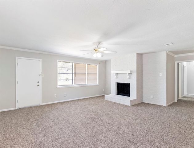 2402 Hilton Head Drive, Missouri City, TX 77459