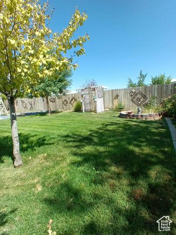 4652 N MARSHAL TRL, Enoch, UT 84721