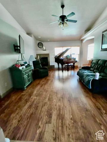 4652 N MARSHAL TRL, Enoch, UT 84721