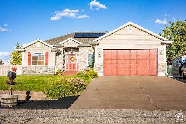 4652 N MARSHAL TRL, Enoch, UT 84721