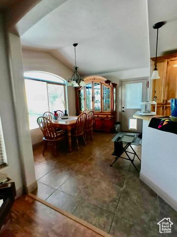 4652 N MARSHAL TRL, Enoch, UT 84721