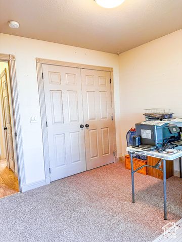 4652 N MARSHAL TRL, Enoch, UT 84721