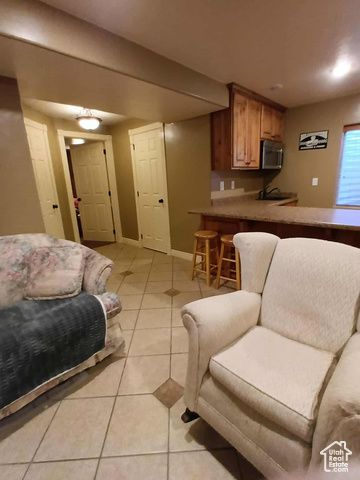 4652 N MARSHAL TRL, Enoch, UT 84721