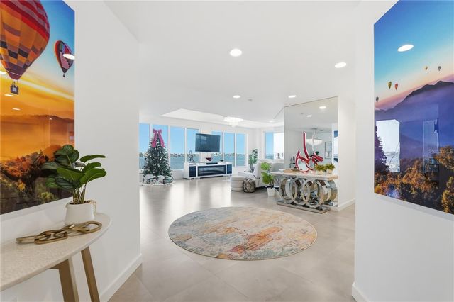 920 N OSCEOLA AVENUE 210, Clearwater, FL 33755