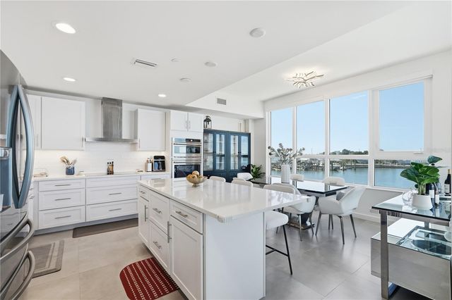 920 N OSCEOLA AVENUE 210, Clearwater, FL 33755