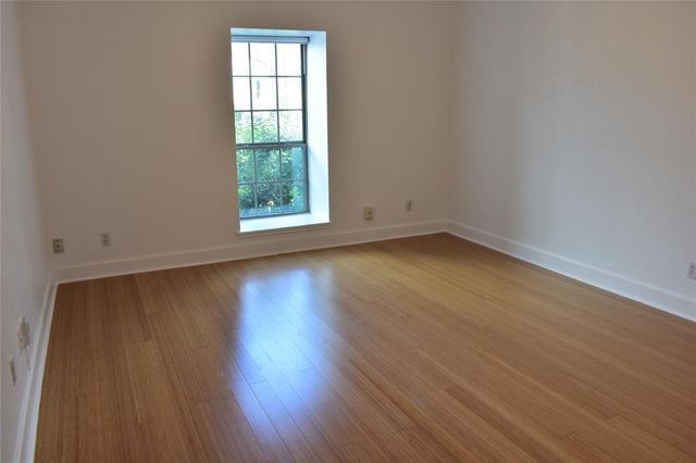 2425 Underwood Street 350, Houston, TX 77030